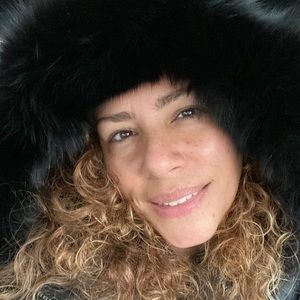 Meet your Posher, Elena